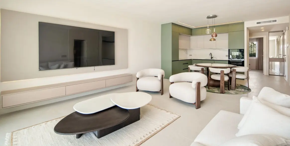 Продажа апартаментов на первом этаже в Nueva Andalucía 18