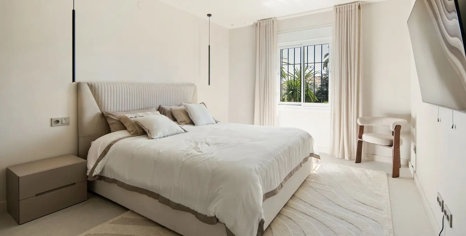 Venta de apartamento en planta baja en Nueva Andalucía 16