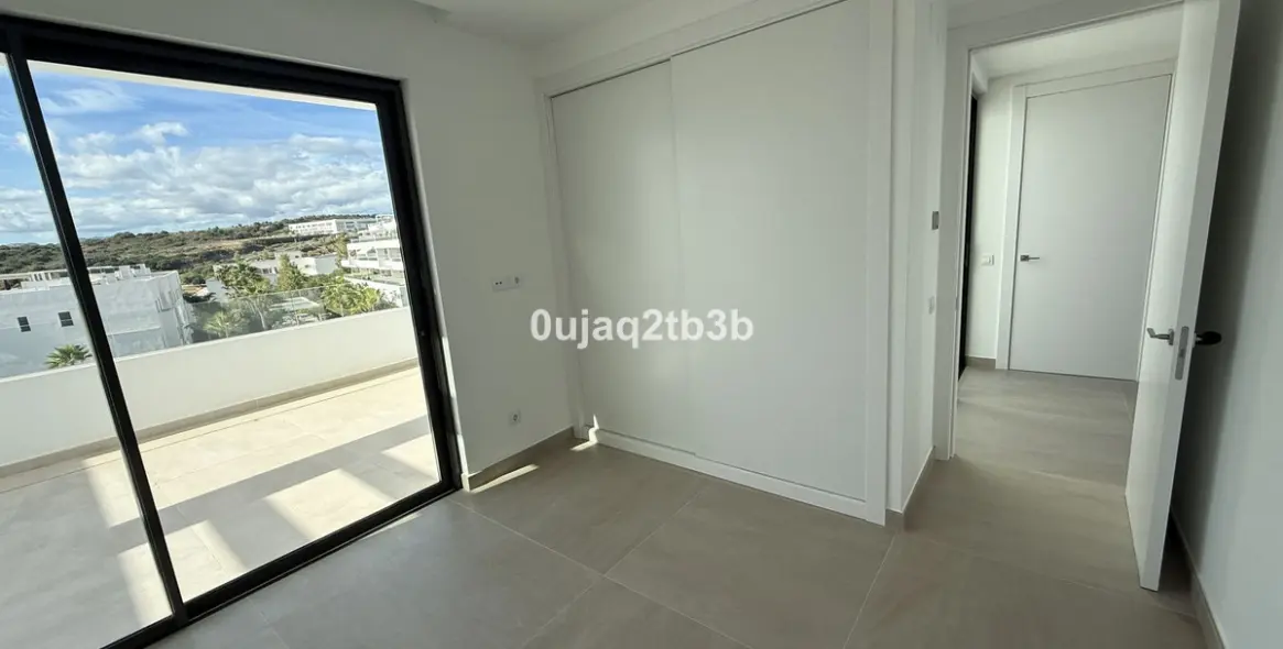 Venta de ático en Estepona 2