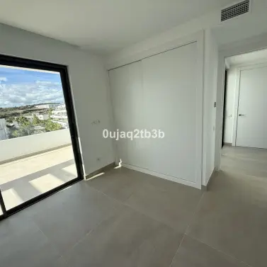 Продажа пентхауса в Estepona