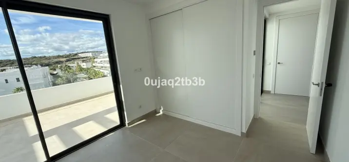 Продажа пентхауса в Estepona 1