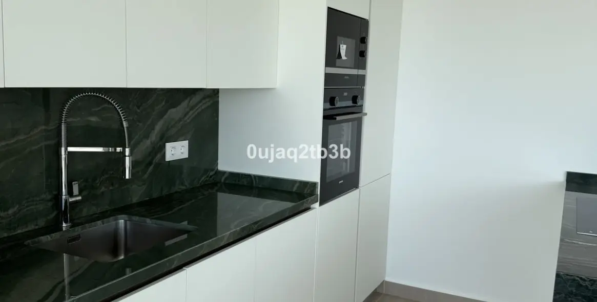 Venta de ático en Estepona 9