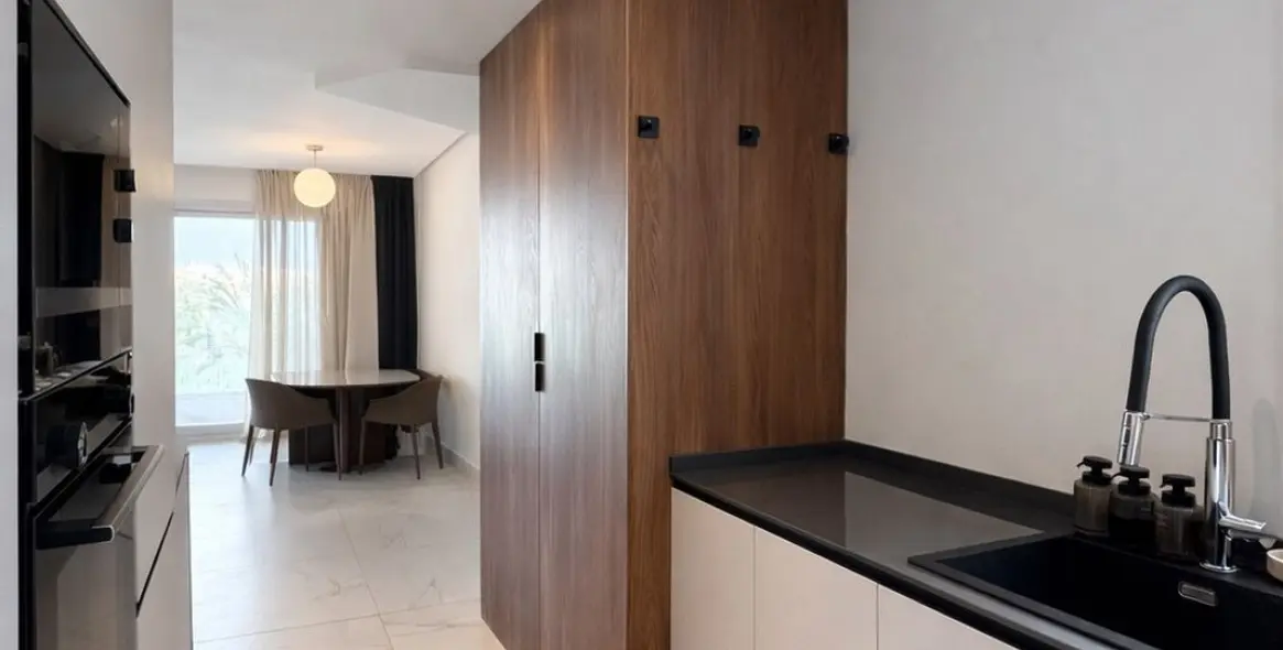 Sale of middle floor apartment in San Pedro de Alcántara 22