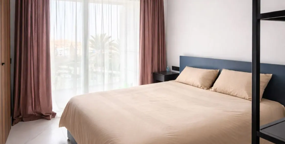 Sale of middle floor apartment in San Pedro de Alcántara 29