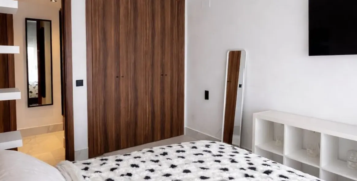 Sale of middle floor apartment in San Pedro de Alcántara 36