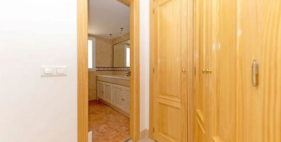 Venta de villa independiente en Los Almendros 37