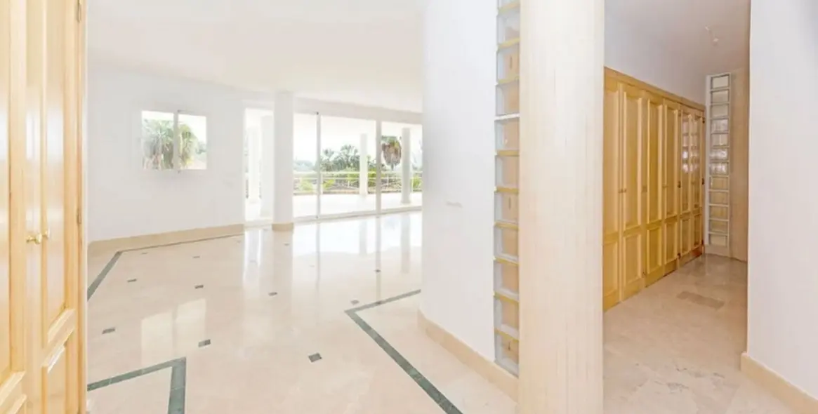 Venta de villa independiente en Los Almendros 40