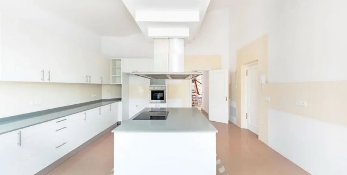 Venta de villa independiente en Los Almendros 42