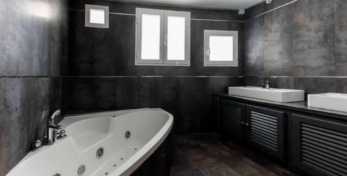 Venta de villa independiente en Los Almendros 54