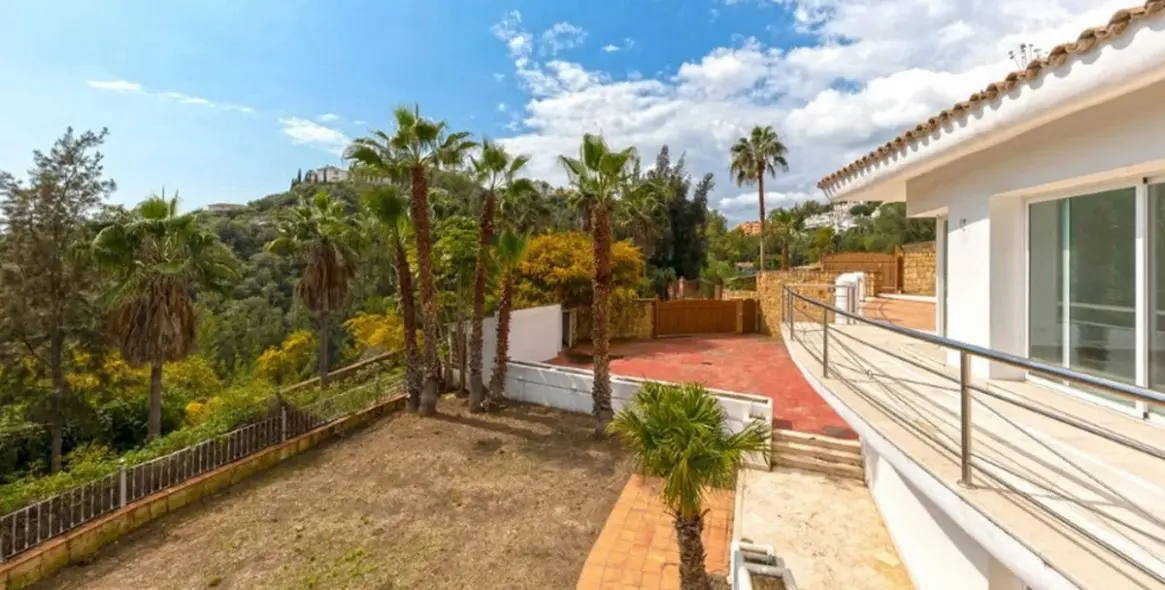 Venta de villa independiente en Los Almendros 66