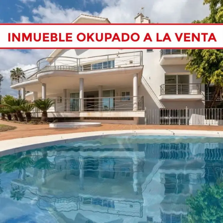 Venta de villa independiente en Los Almendros