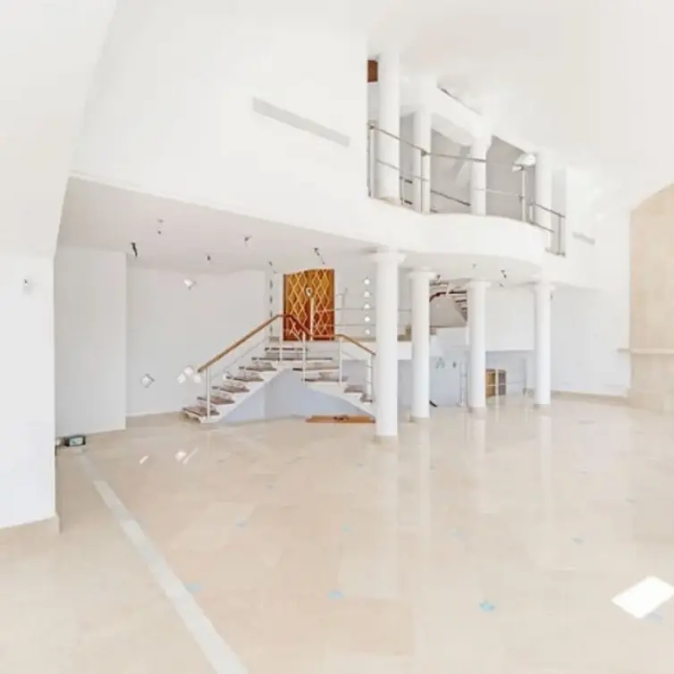 Venta de villa independiente en Los Almendros