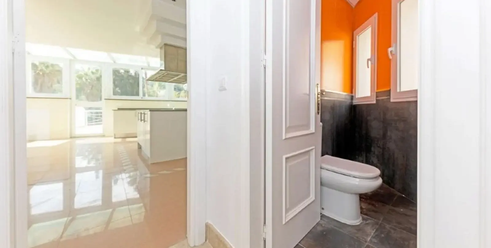 Venta de villa independiente en Los Almendros 47