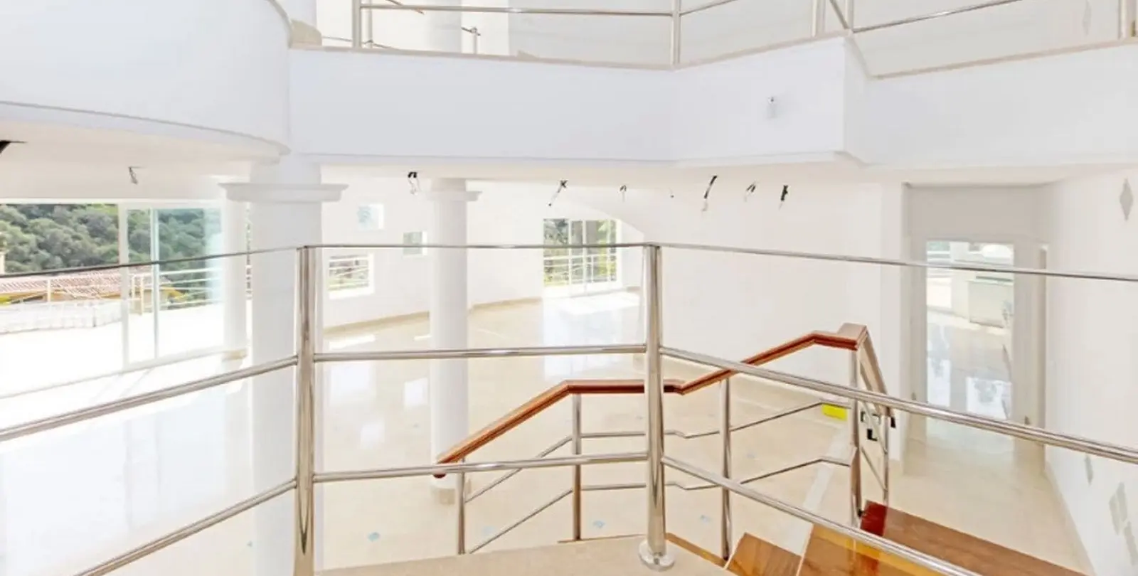 Sale of detached villa in Los Almendros 22