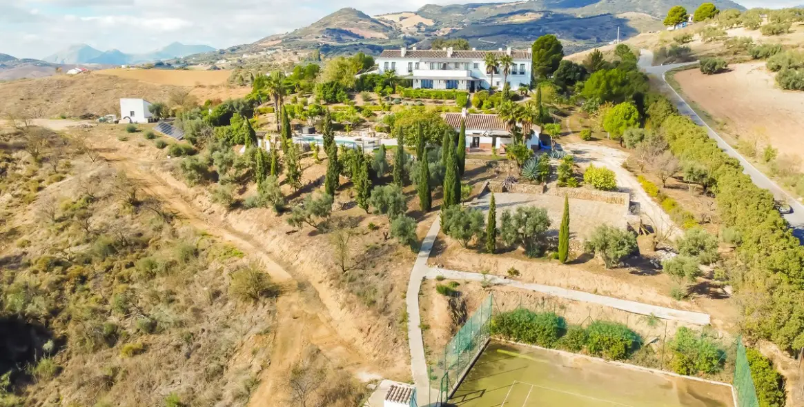 Продажа финки в Villanueva De La Concepcion 12