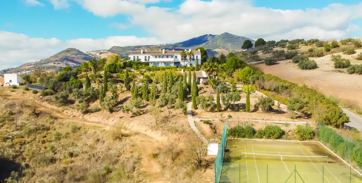 Sale of finca - cortijo in Villanueva De La Concepcion 7