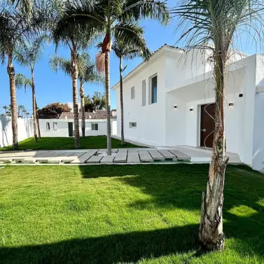 Продажа  отдельно стоящей виллы в Marbella