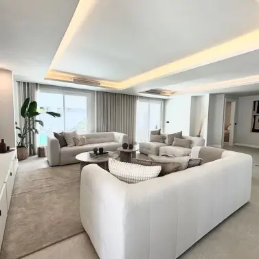 Продажа  отдельно стоящей виллы в Marbella