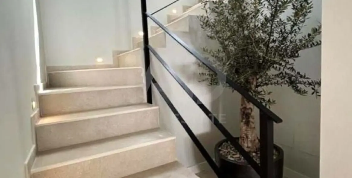 Sale of detached villa in Marbella 18