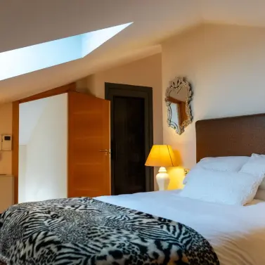 Продажа  отдельно стоящей виллы в Playamar