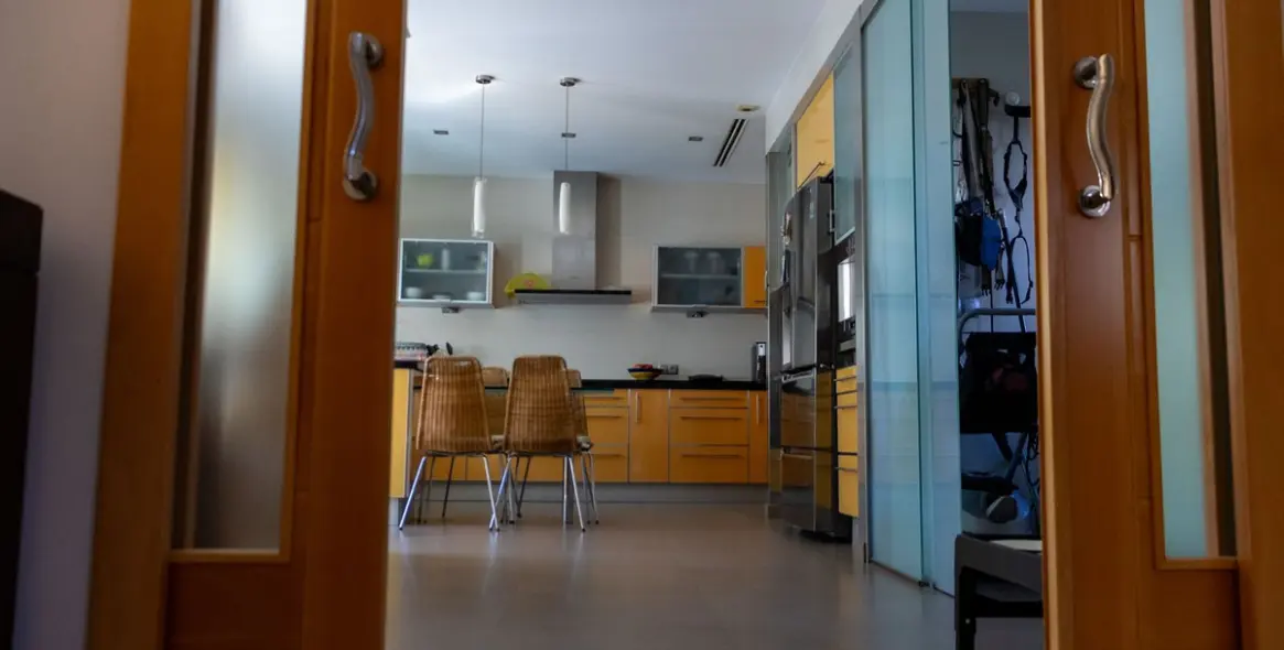 Sale of detached villa in Playamar 21