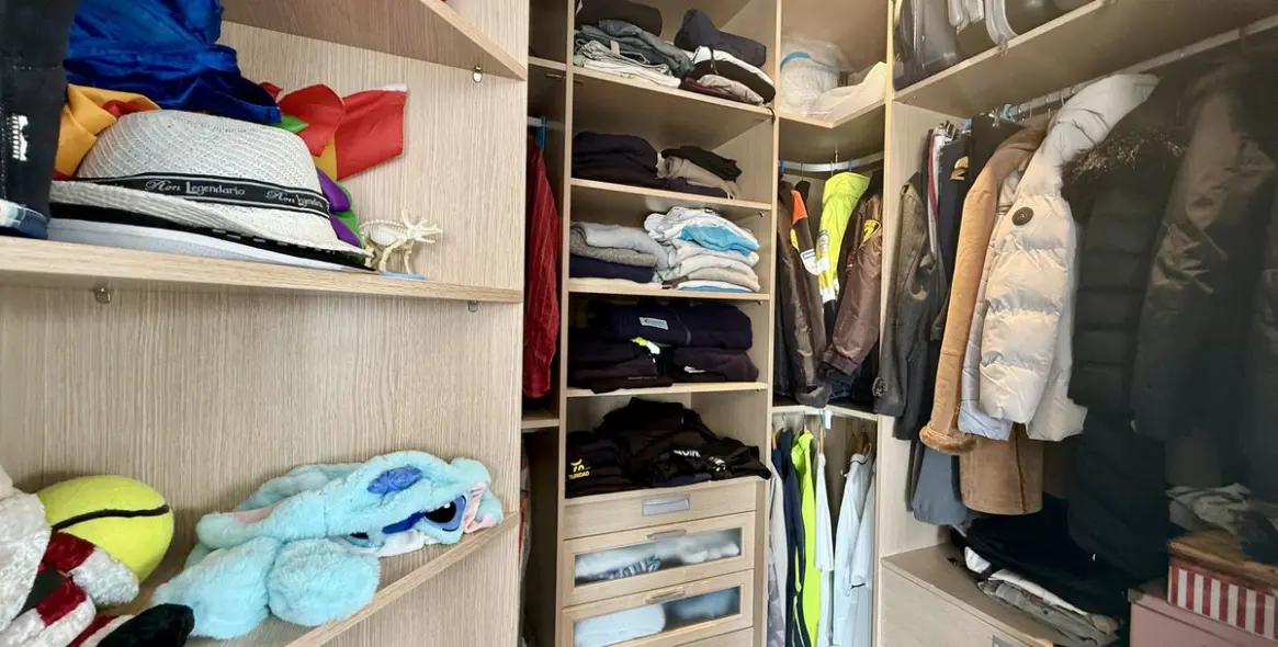 Sale of detached villa in Playamar 60