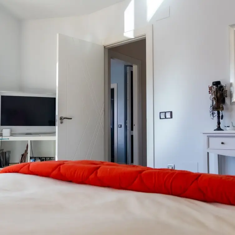 Sale of detached villa in Playamar
