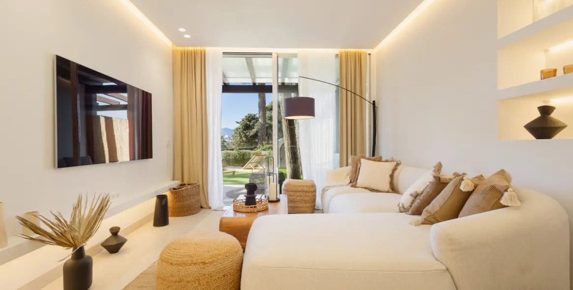 Alquiler a corto plazo de apartamento en planta baja en Nueva Andalucía 1