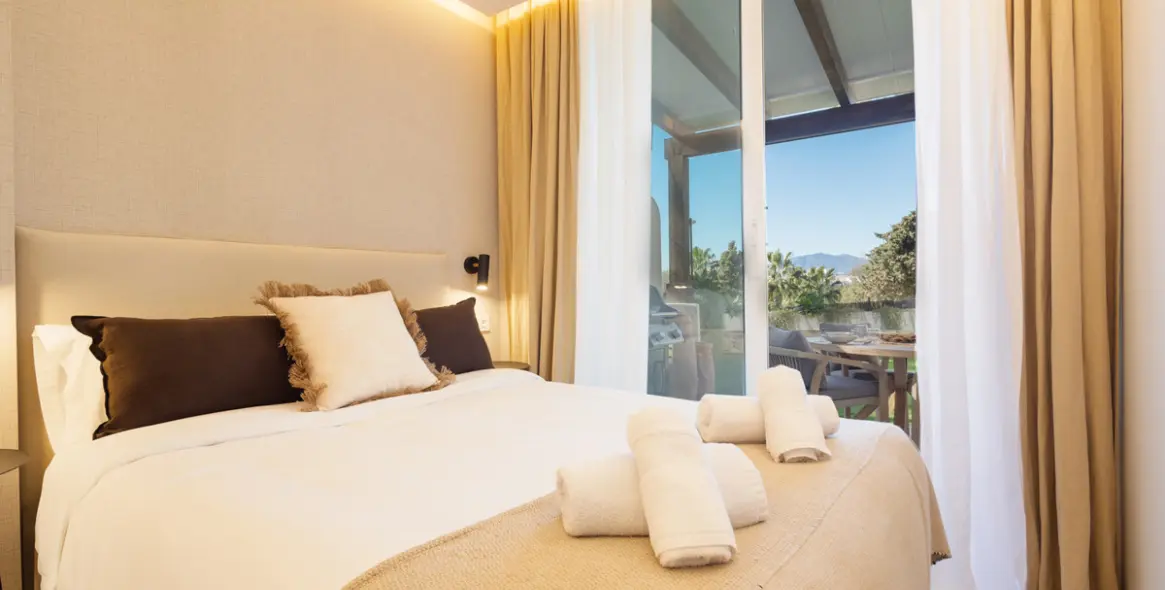 Alquiler a corto plazo de apartamento en planta baja en Nueva Andalucía 11