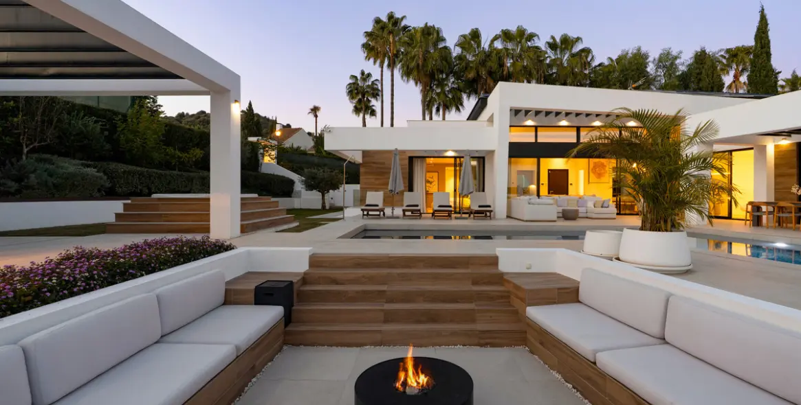 Продажа  отдельно стоящей виллы в Nueva Andalucía 2