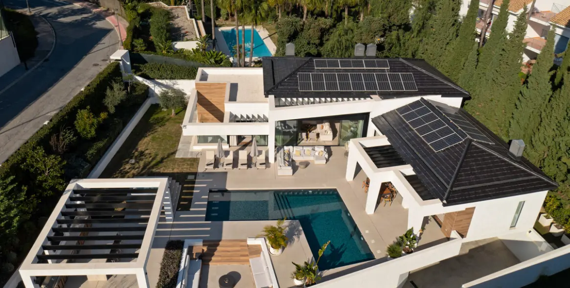 Продажа  отдельно стоящей виллы в Nueva Andalucía 6