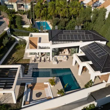 Продажа  отдельно стоящей виллы в Nueva Andalucía