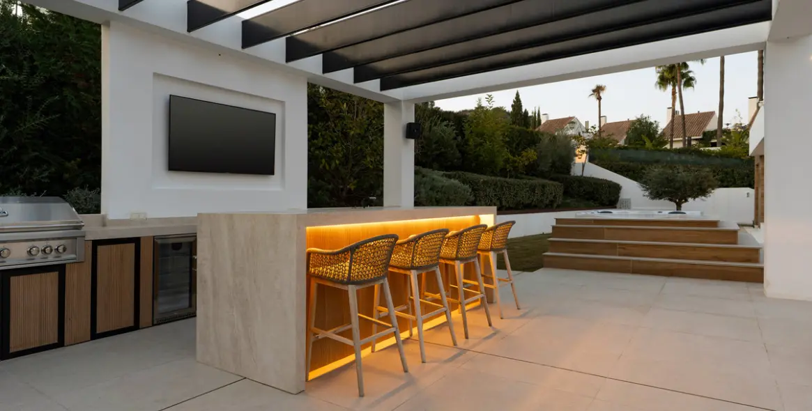 Sale of detached villa in Nueva Andalucía 21