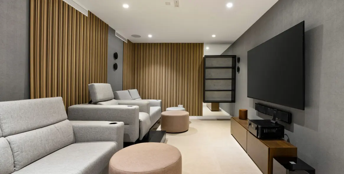 Sale of detached villa in Nueva Andalucía 25