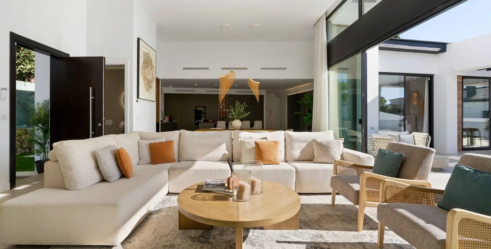 Venta de villa independiente en Nueva Andalucía 8