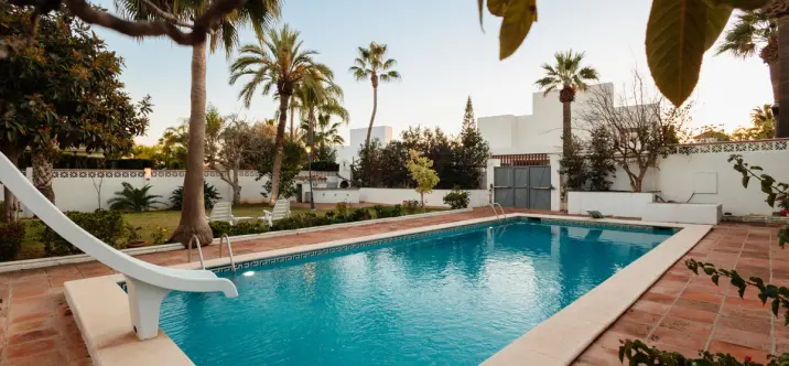 Long-term rent of detached villa in Las Chapas 1