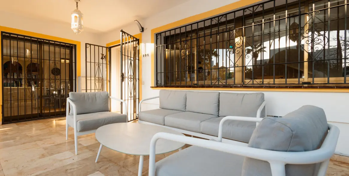 Long-term rent of detached villa in Las Chapas 3