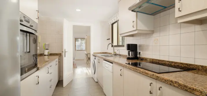 Long-term rent of detached villa in Las Chapas 4