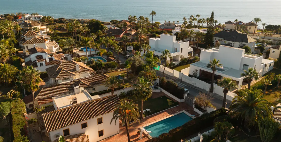 Long-term rent of detached villa in Las Chapas 15