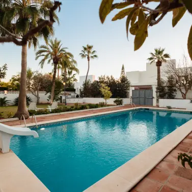 Short-term rent of detached villa in Las Chapas