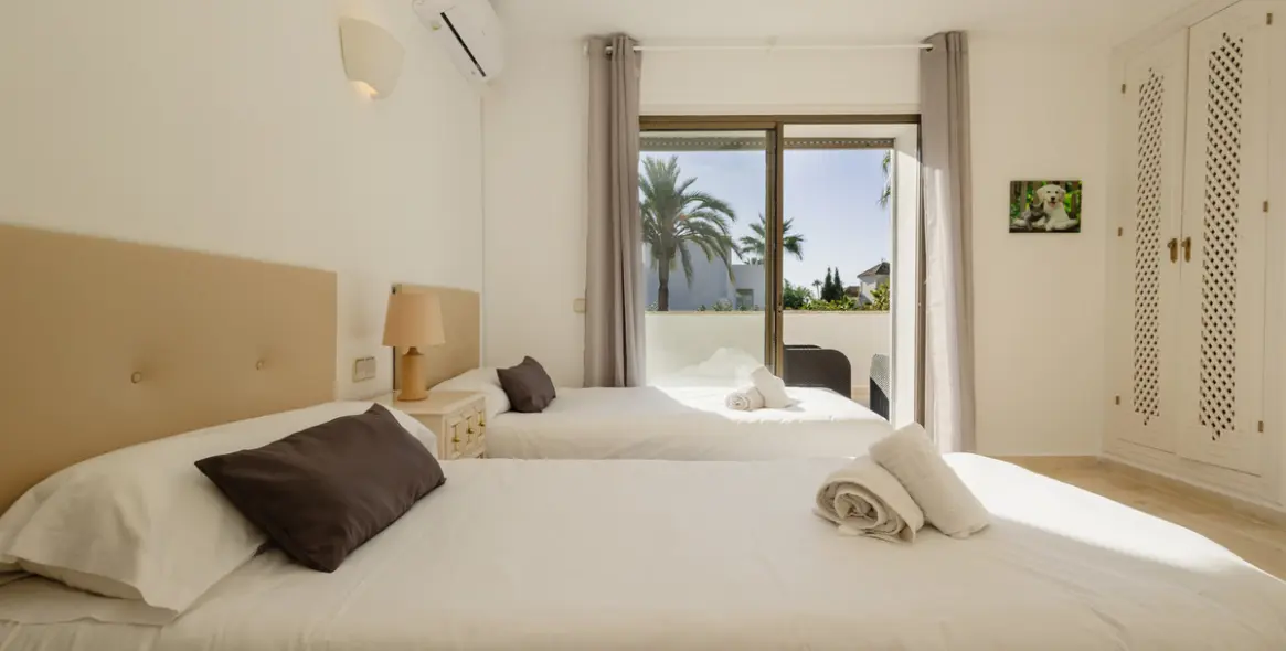 Short-term rent of detached villa in Las Chapas 7