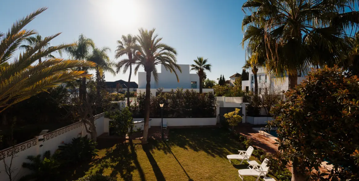Short-term rent of detached villa in Las Chapas 56