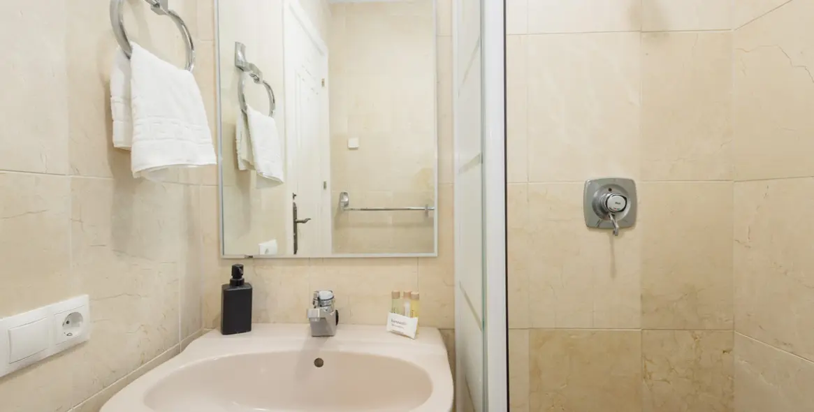 Short-term rent of detached villa in Las Chapas 88