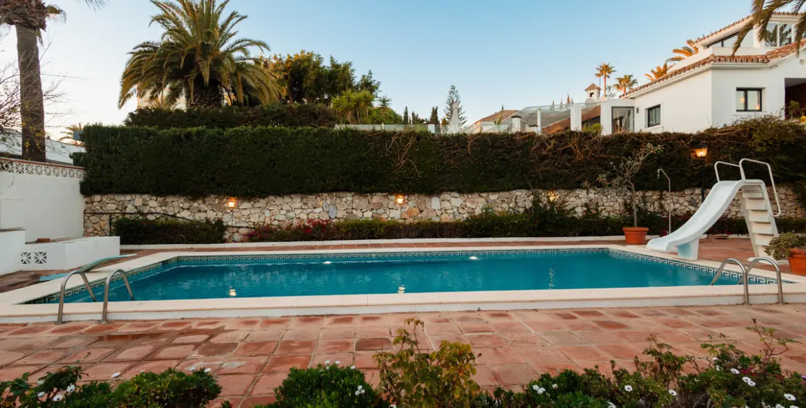 Short-term rent of detached villa in Las Chapas 91