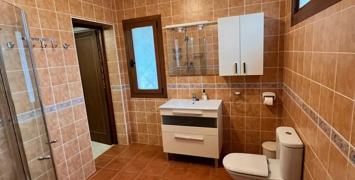 Long-term rent of detached villa in Sierrezuela 5