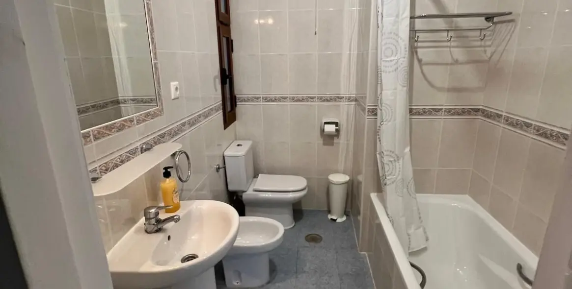 Long-term rent of detached villa in Sierrezuela 9