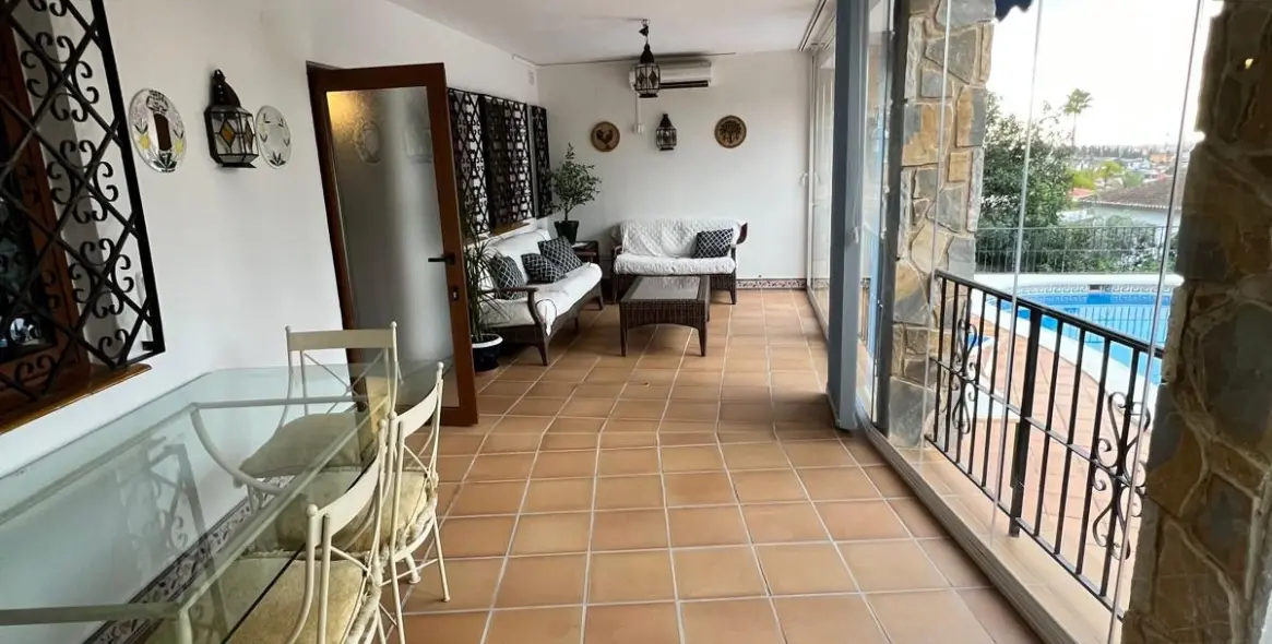 Long-term rent of detached villa in Sierrezuela 12