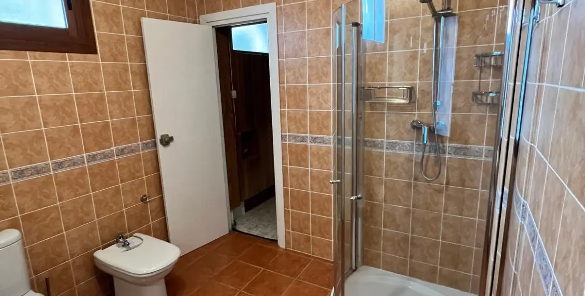 Long-term rent of detached villa in Sierrezuela 20