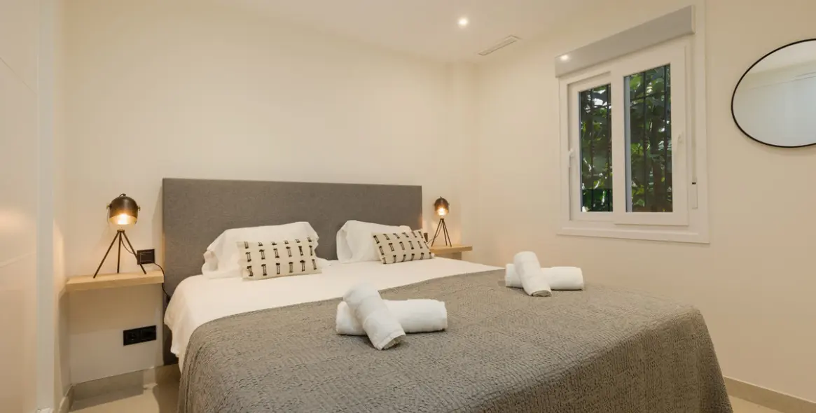 Alquiler a corto plazo de apartamento en planta baja en Nueva Andalucía 5