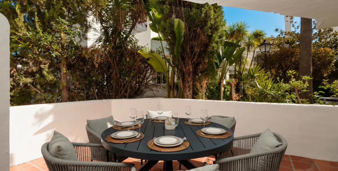 Alquiler a corto plazo de apartamento en planta baja en Nueva Andalucía 8